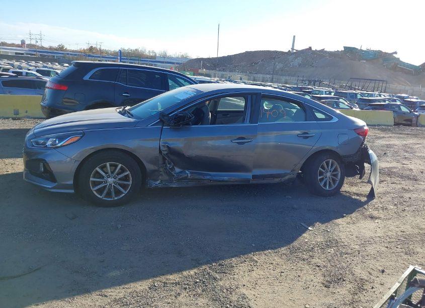 Photo 14 of 2018 Hyundai Sonata SE (VIN 5NPE24AF8JH674010)