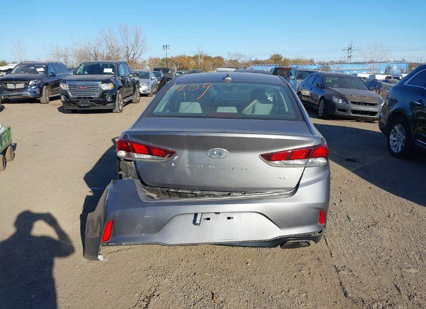 Photo 16 of 2018 Hyundai Sonata SE (VIN 5NPE24AF8JH674010)