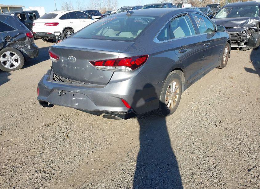 Photo 4 of 2018 Hyundai Sonata SE (VIN 5NPE24AF8JH674010)
