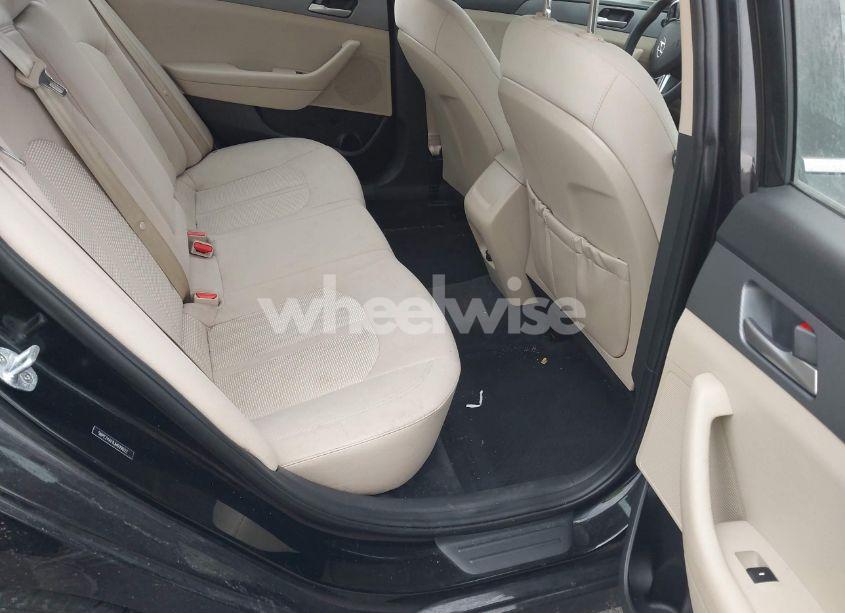 Photo 8 of 2018 Hyundai Sonata SE (VIN 5NPE24AF8JH699022)