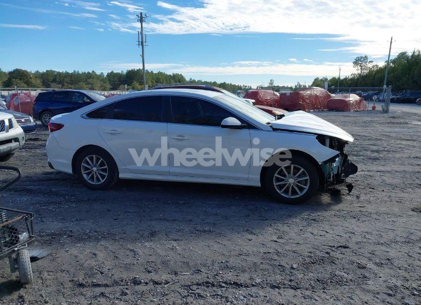 Photo 12 of 2018 Hyundai Sonata SE (VIN 5NPE24AF8JH699246)