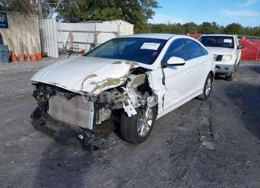 Photo 2 of 2018 Hyundai Sonata SE (VIN 5NPE24AF8JH699246)