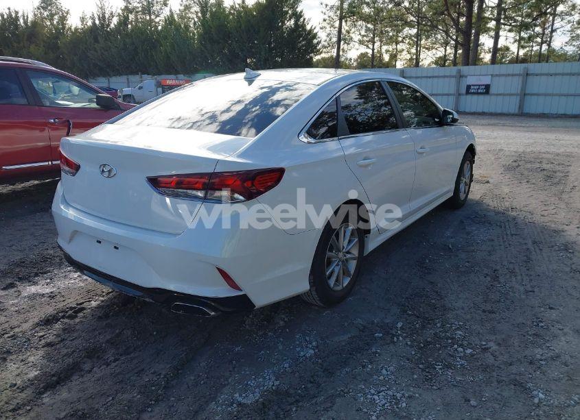 Photo 4 of 2018 Hyundai Sonata SE (VIN 5NPE24AF8JH699246)