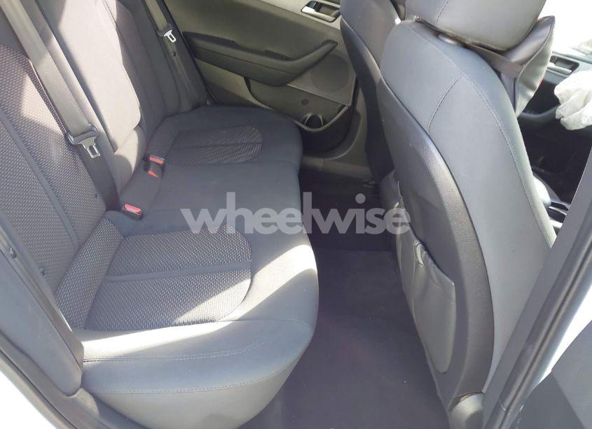 Photo 8 of 2018 Hyundai Sonata SE (VIN 5NPE24AF8JH699246)