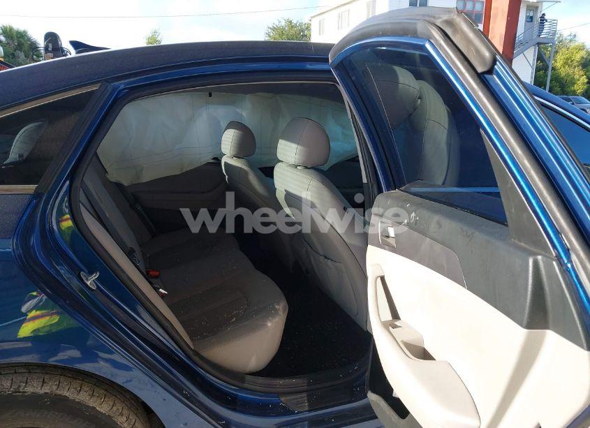 Photo 8 of 2018 Hyundai Sonata SE (VIN 5NPE24AF8JH703585)