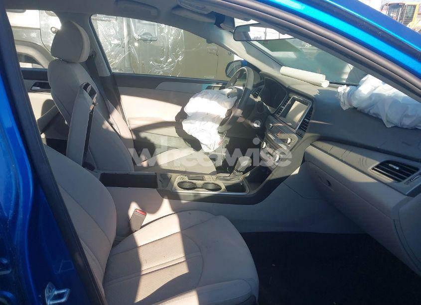 Photo 5 of 2018 Hyundai Sonata SE (VIN 5NPE24AF8JH721973)