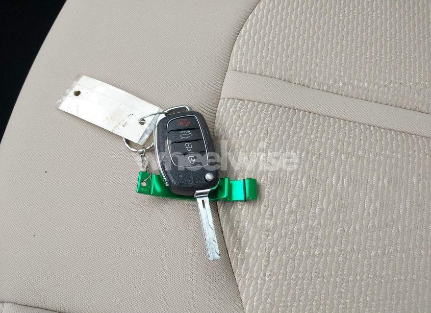 Photo 11 of 2019 Hyundai Sonata SE (VIN 5NPE24AF8KH735907)