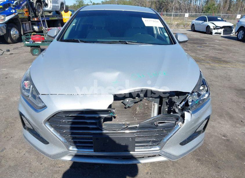 Photo 12 of 2019 Hyundai Sonata SE (VIN 5NPE24AF8KH769507)