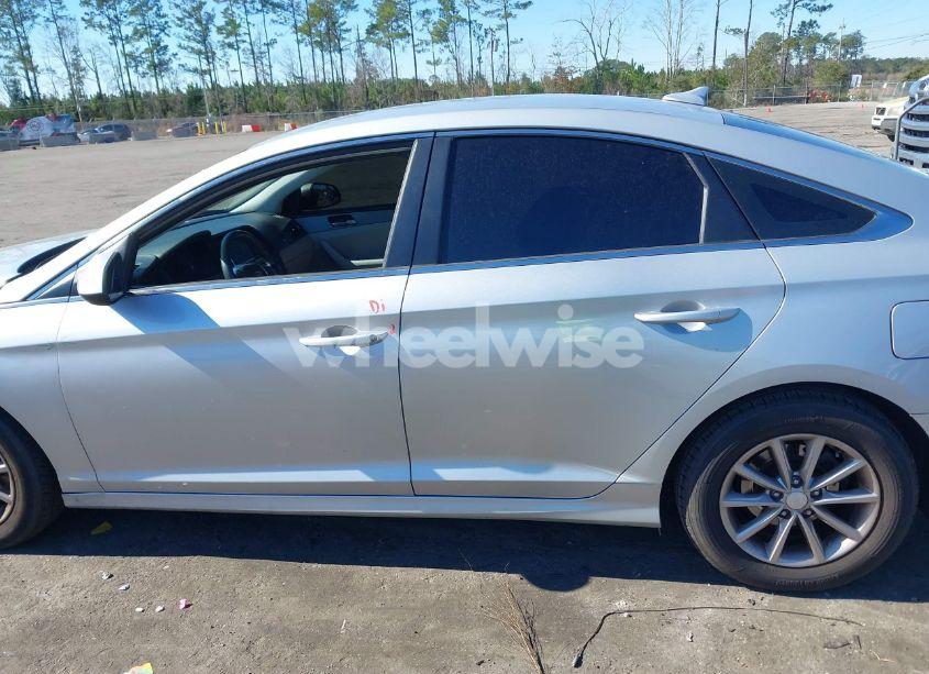 Photo 14 of 2019 Hyundai Sonata SE (VIN 5NPE24AF8KH769507)