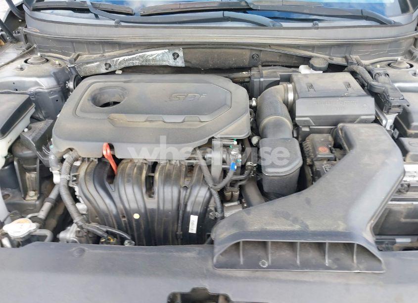 Photo 10 of 2019 Hyundai Sonata SE (VIN 5NPE24AF8KH800304)