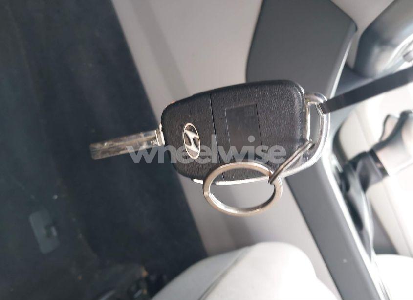 Photo 11 of 2019 Hyundai Sonata SE (VIN 5NPE24AF8KH800304)