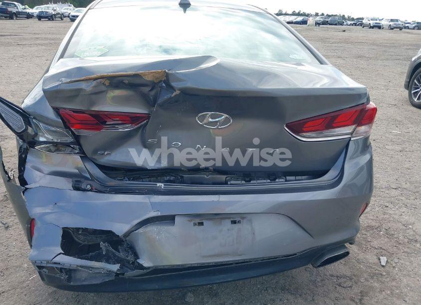 Photo 6 of 2019 Hyundai Sonata SE (VIN 5NPE24AF8KH800304)