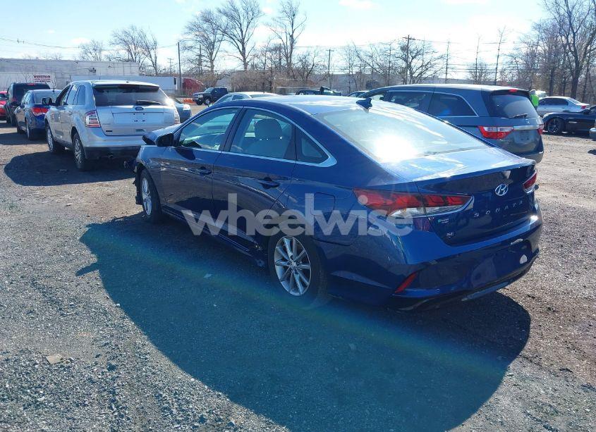 Photo 3 of 2019 Hyundai Sonata SE (VIN 5NPE24AF8KH802859)
