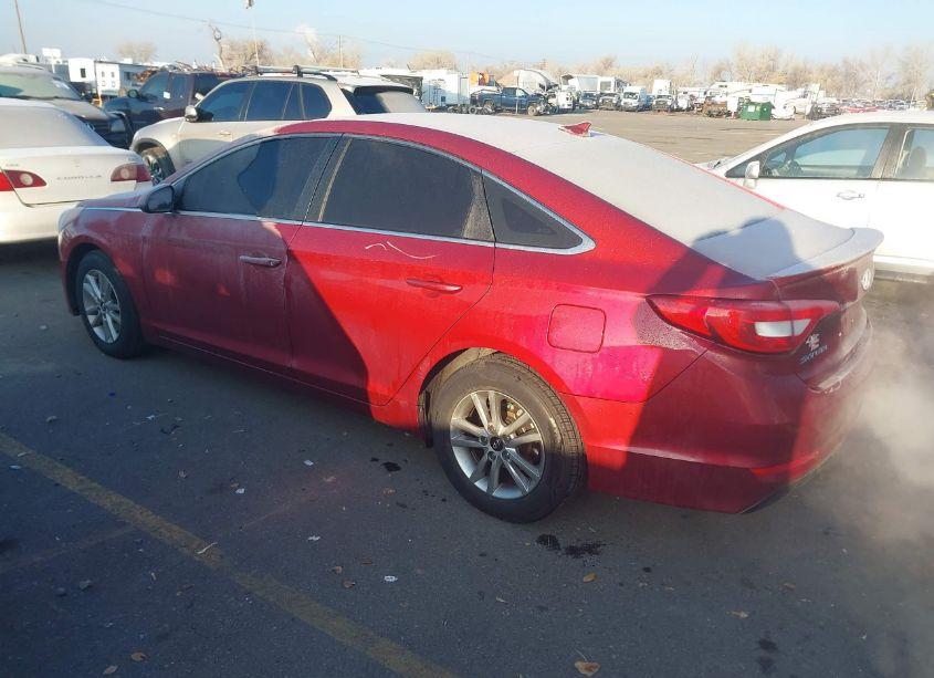 Photo 3 of 2015 Hyundai Sonata SE (VIN 5NPE24AF9FH001721)