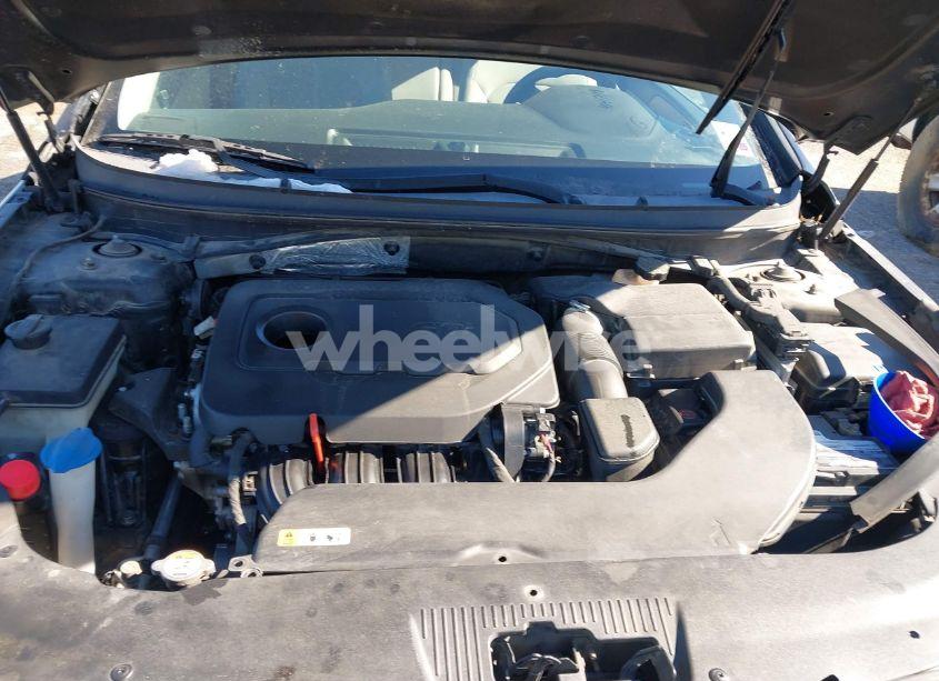 Photo 10 of 2015 Hyundai Sonata SE (VIN 5NPE24AF9FH039515)