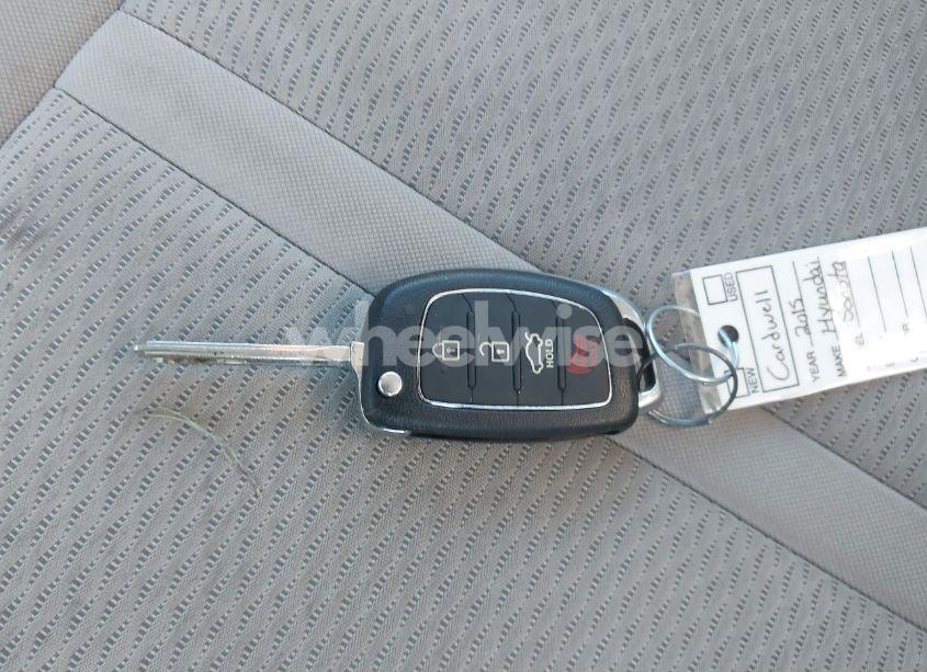 Photo 11 of 2015 Hyundai Sonata SE (VIN 5NPE24AF9FH039515)