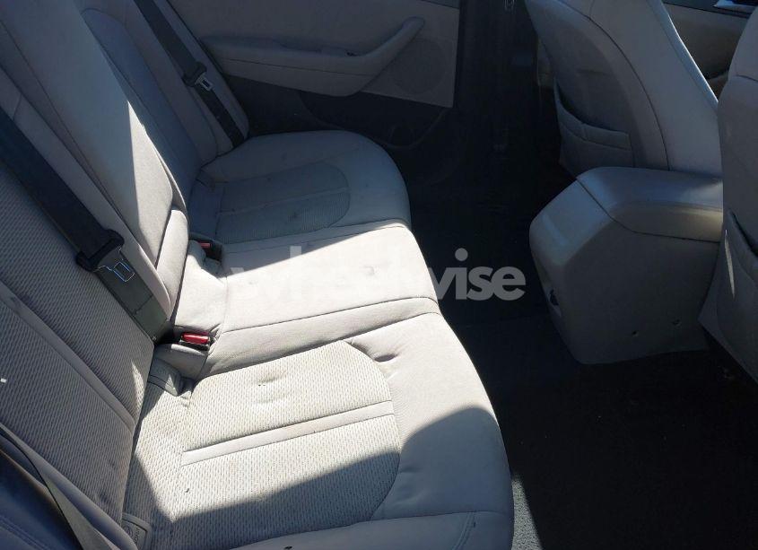 Photo 8 of 2015 Hyundai Sonata SE (VIN 5NPE24AF9FH039515)