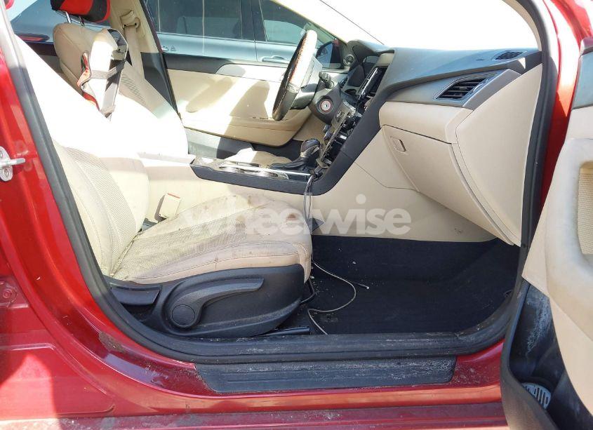 Photo 5 of 2015 Hyundai Sonata SE (VIN 5NPE24AF9FH122152)