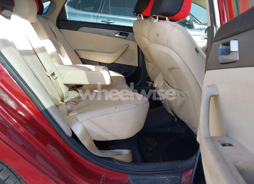 Photo 8 of 2015 Hyundai Sonata SE (VIN 5NPE24AF9FH122152)