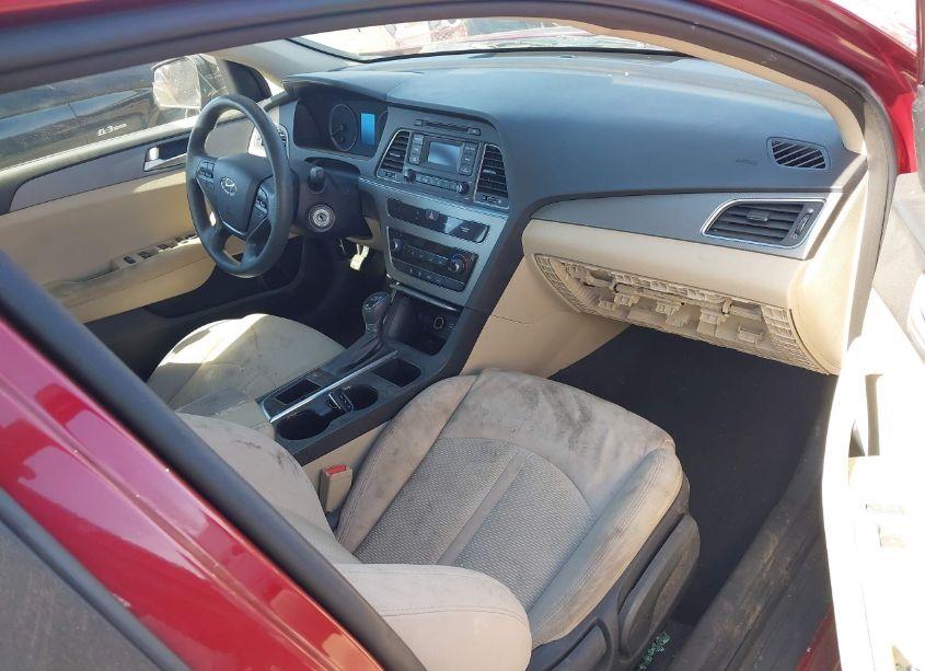 Photo 5 of 2015 Hyundai Sonata SE (VIN 5NPE24AF9FH139081)