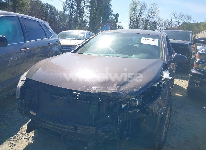 Photo 2 of 2015 Hyundai Sonata SE (VIN 5NPE24AF9FH141395)