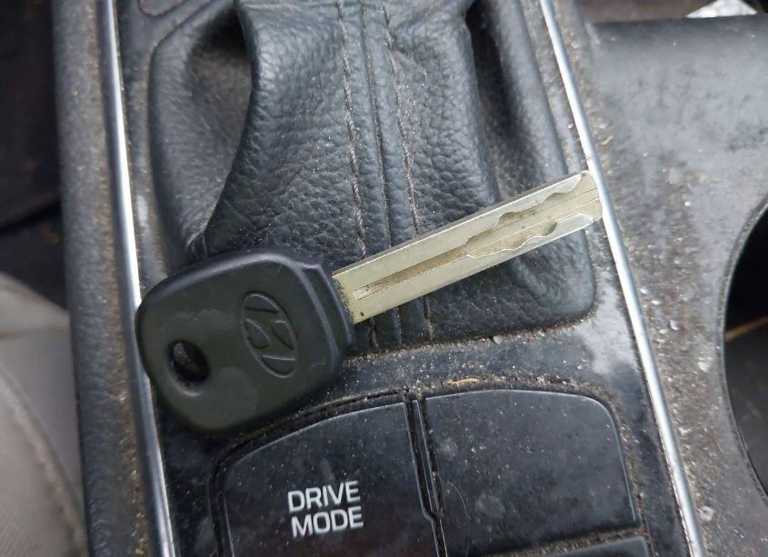 Photo 11 of 2015 Hyundai Sonata SE (VIN 5NPE24AF9FH146693)