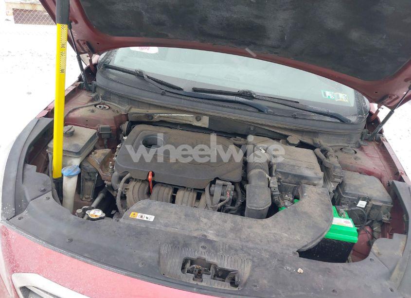 Photo 10 of 2015 Hyundai Sonata SE (VIN 5NPE24AF9FH157614)