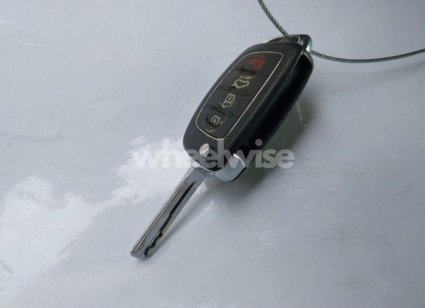 Photo 11 of 2015 Hyundai Sonata SE (VIN 5NPE24AF9FH159914)