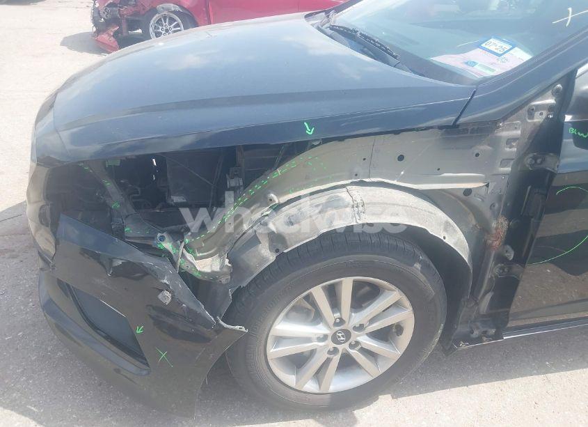 Photo 6 of 2015 Hyundai Sonata SE (VIN 5NPE24AF9FH184358)