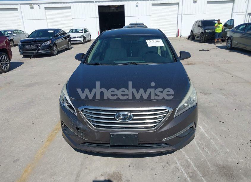 Photo 12 of 2015 Hyundai Sonata SE (VIN 5NPE24AF9FH186868)