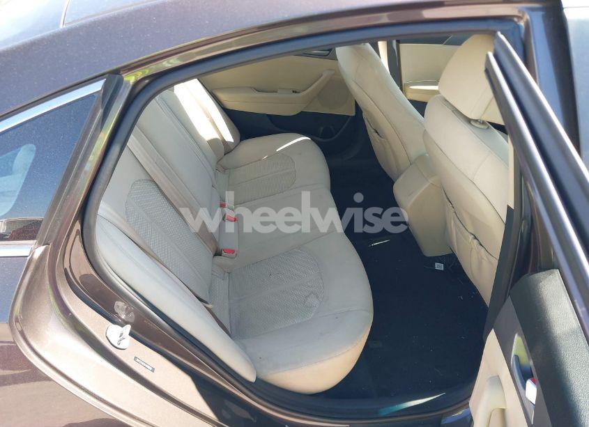 Photo 8 of 2015 Hyundai Sonata SE (VIN 5NPE24AF9FH186868)
