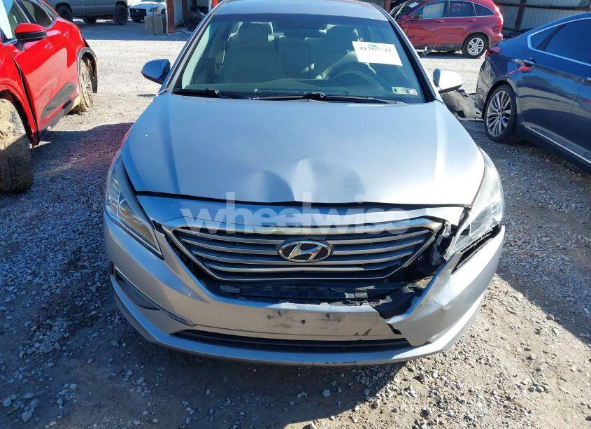 Photo 12 of 2015 Hyundai Sonata SE (VIN 5NPE24AF9FH187633)