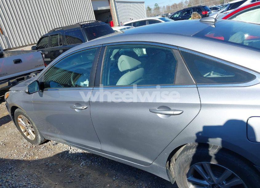 Photo 14 of 2015 Hyundai Sonata SE (VIN 5NPE24AF9FH187633)