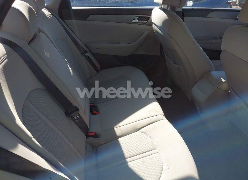 Photo 8 of 2015 Hyundai Sonata SE (VIN 5NPE24AF9FH187633)
