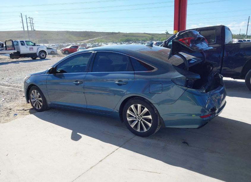 Photo 15 of 2015 Hyundai Sonata SE (VIN 5NPE24AF9FH203698)
