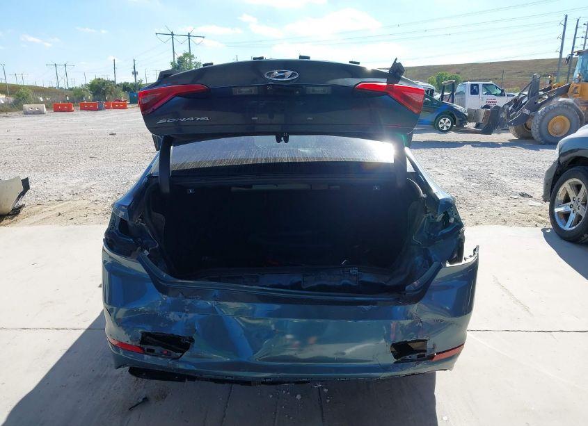 Photo 17 of 2015 Hyundai Sonata SE (VIN 5NPE24AF9FH203698)