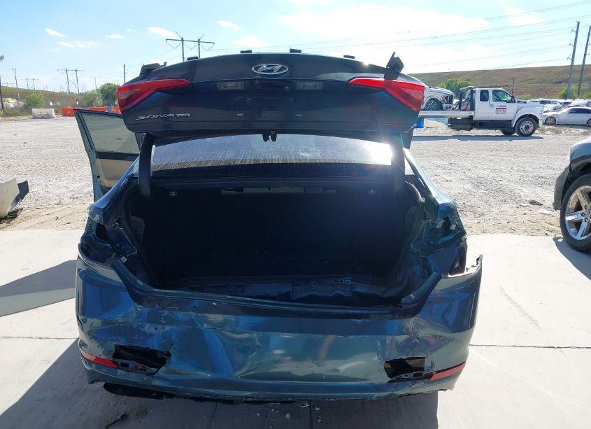 Photo 6 of 2015 Hyundai Sonata SE (VIN 5NPE24AF9FH203698)