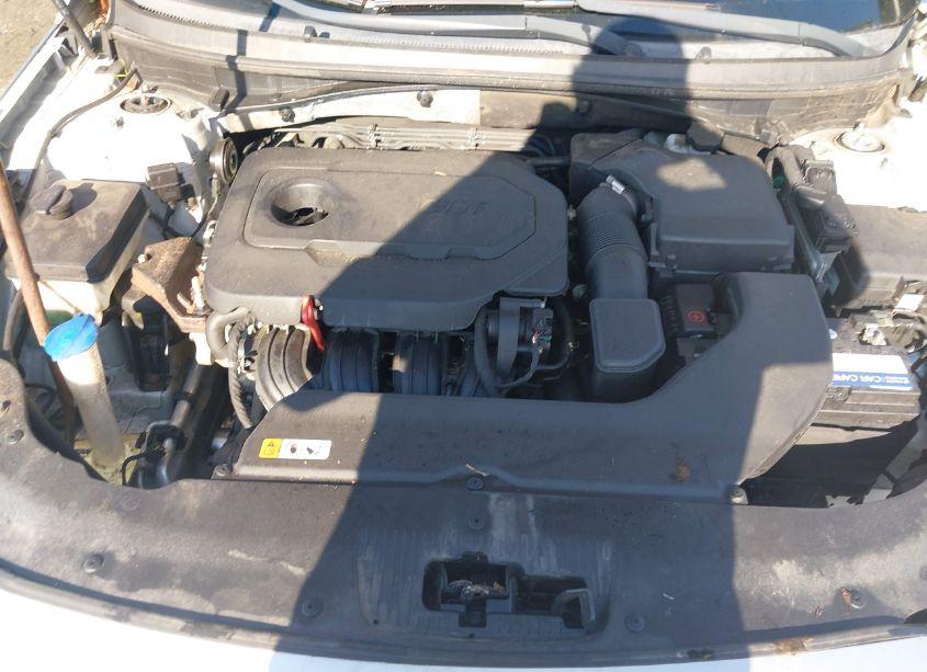 Photo 10 of 2015 Hyundai Sonata SE (VIN 5NPE24AF9FH207153)