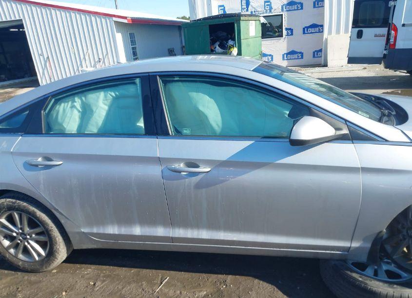 Photo 13 of 2015 Hyundai Sonata SE (VIN 5NPE24AF9FH207153)