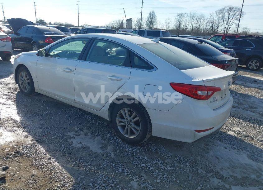 Photo 3 of 2015 Hyundai Sonata SE (VIN 5NPE24AF9FH209050)
