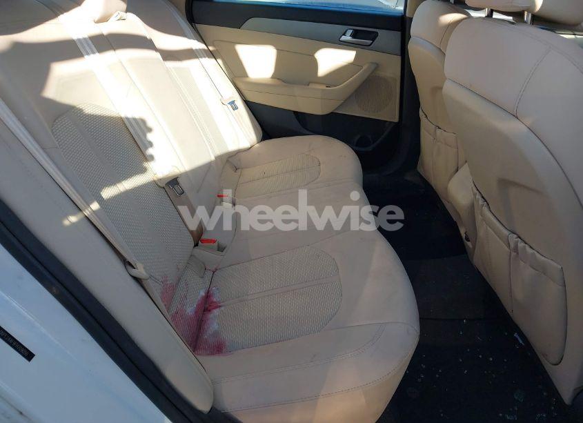Photo 8 of 2015 Hyundai Sonata SE (VIN 5NPE24AF9FH209050)