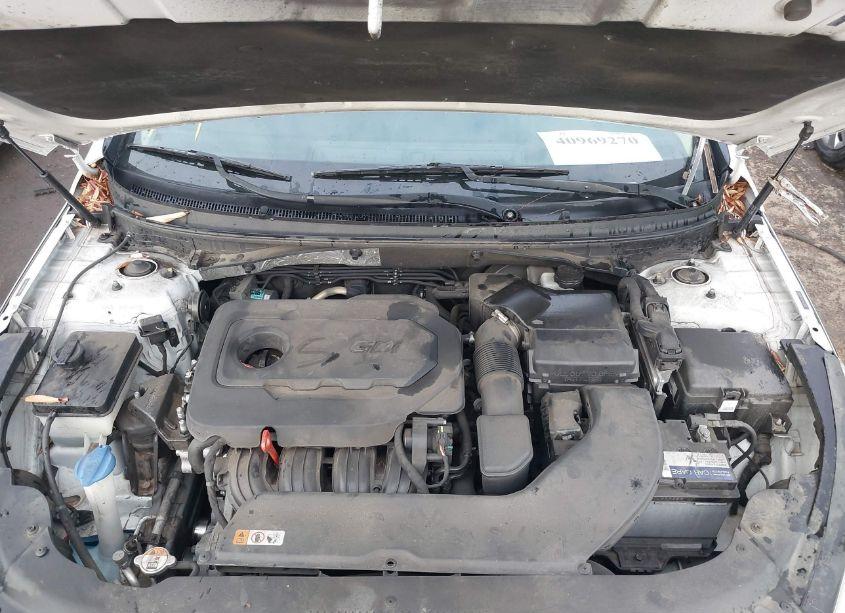 Photo 10 of 2015 Hyundai Sonata SE (VIN 5NPE24AF9FH246065)