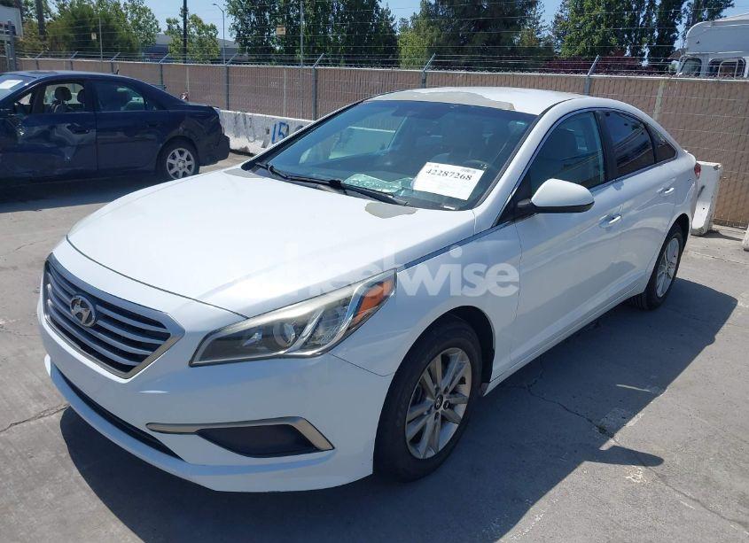 Photo 6 of 2016 Hyundai Sonata SE (VIN 5NPE24AF9GH267578)