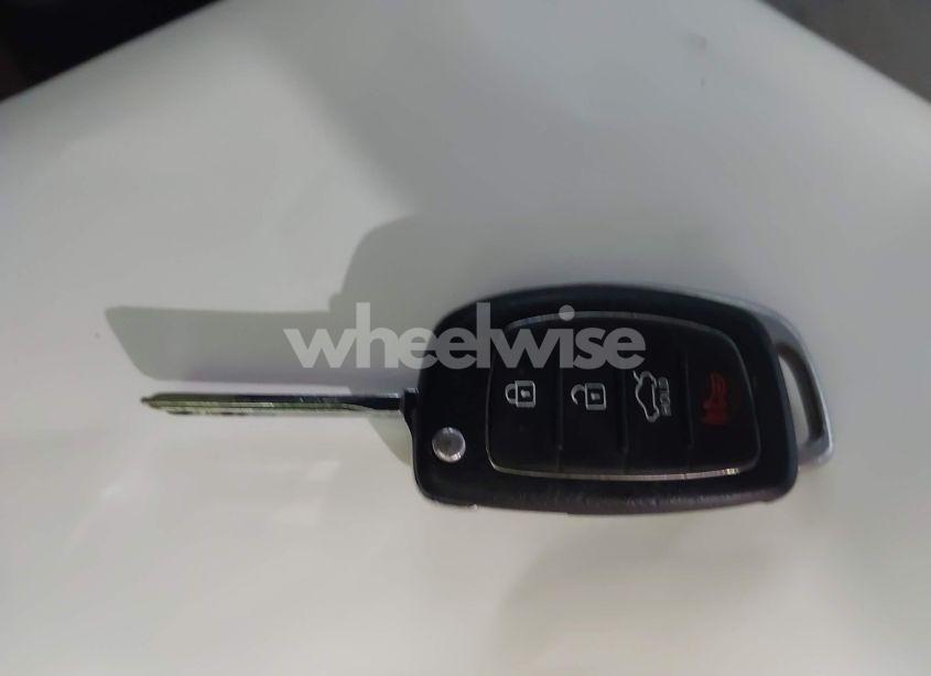 Photo 11 of 2016 Hyundai Sonata SE (VIN 5NPE24AF9GH281044)