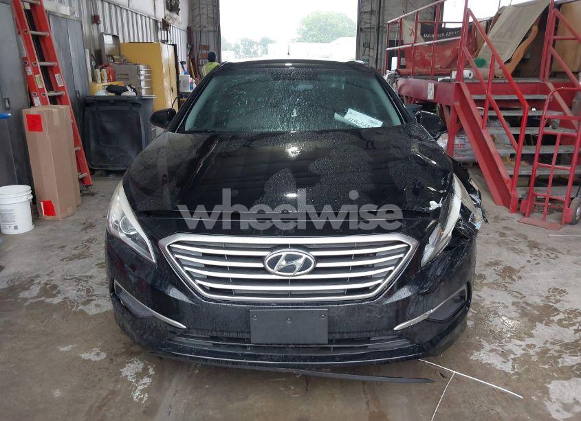 Photo 13 of 2016 Hyundai Sonata SE (VIN 5NPE24AF9GH281044)