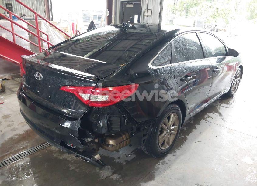 Photo 4 of 2016 Hyundai Sonata SE (VIN 5NPE24AF9GH281044)