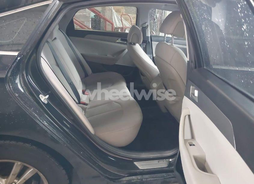 Photo 8 of 2016 Hyundai Sonata SE (VIN 5NPE24AF9GH281044)