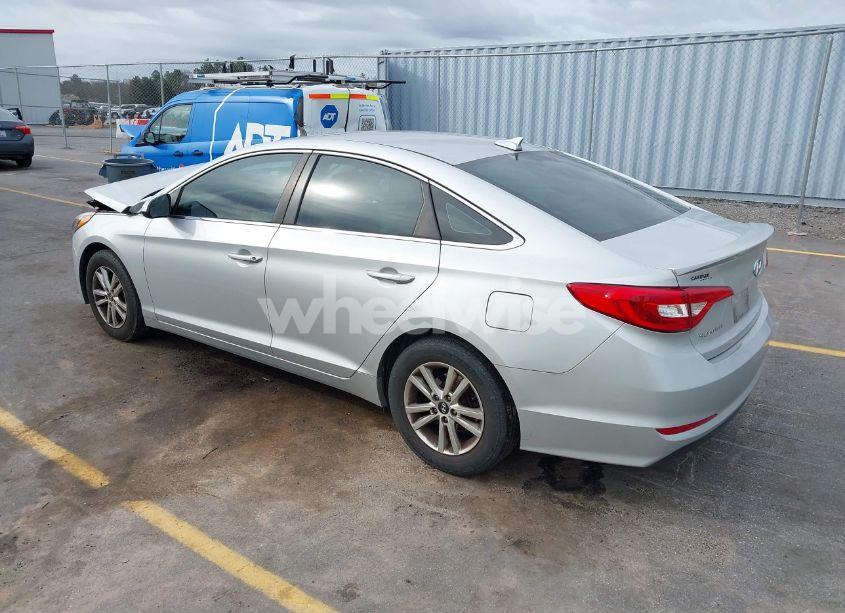 Photo 3 of 2016 Hyundai Sonata SE (VIN 5NPE24AF9GH309554)
