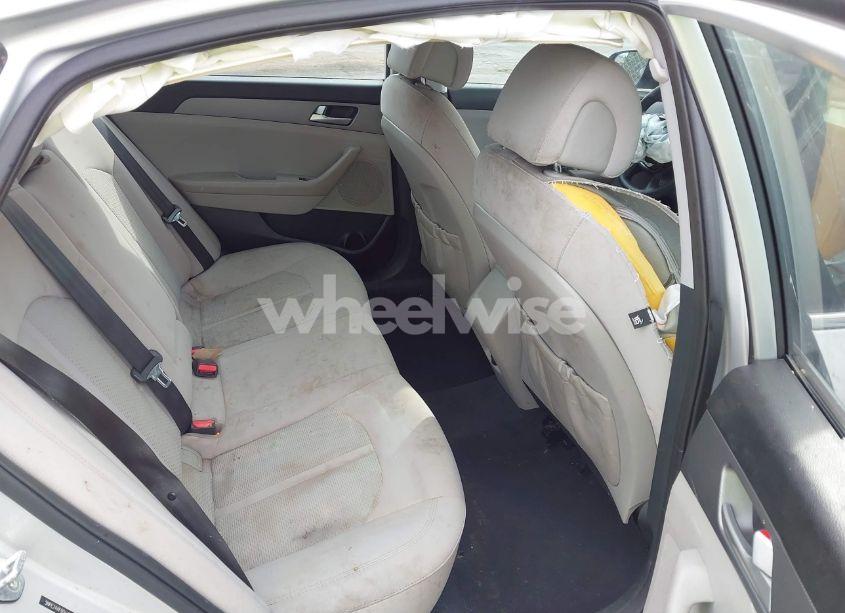 Photo 8 of 2016 Hyundai Sonata SE (VIN 5NPE24AF9GH309554)