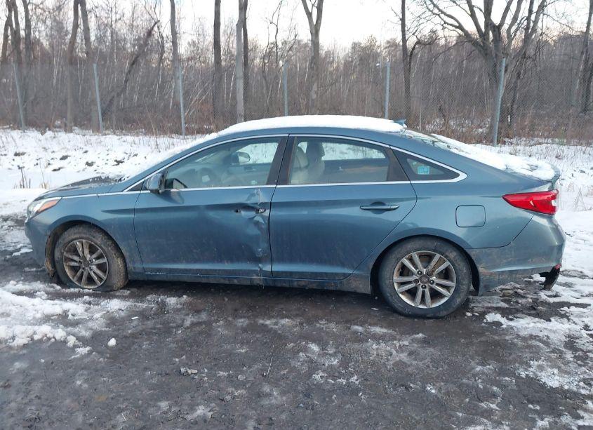 Photo 13 of 2016 Hyundai Sonata SE (VIN 5NPE24AF9GH329951)